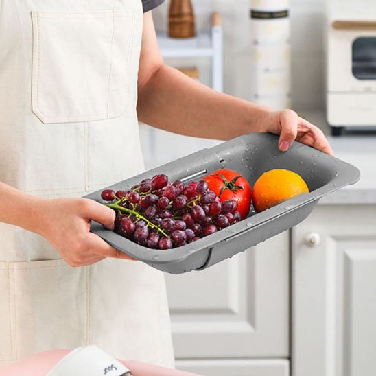 Passoire polyvalente pour rincer et égoutter fruits et légumes.