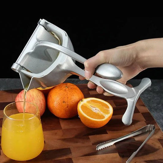 Presse agrume manuel robuste offrant extraction rapide de jus frais maison.